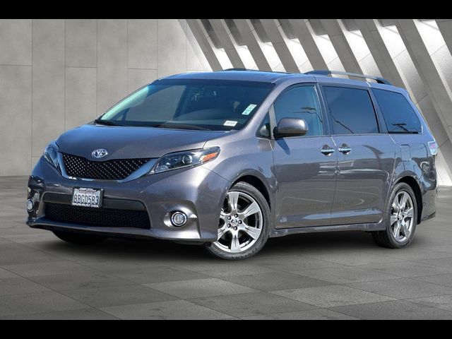 2017 Toyota Sienna SE