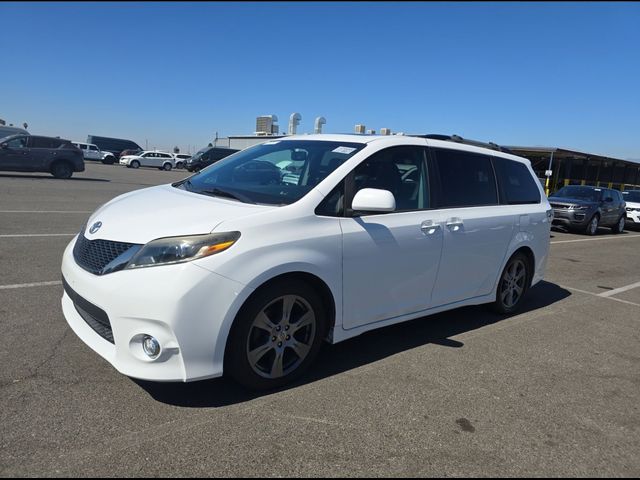 2017 Toyota Sienna 