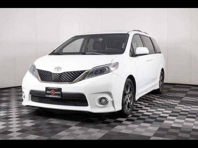 2017 Toyota Sienna 