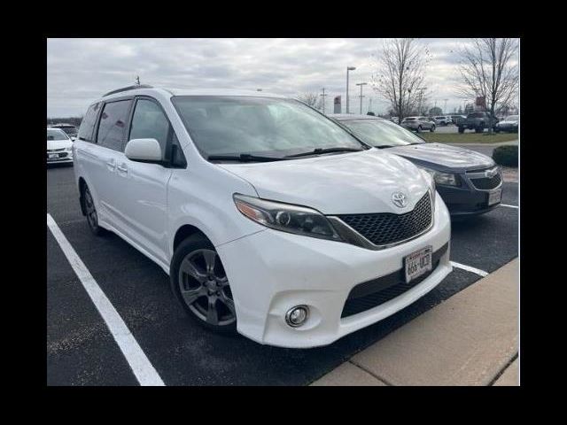 2017 Toyota Sienna SE