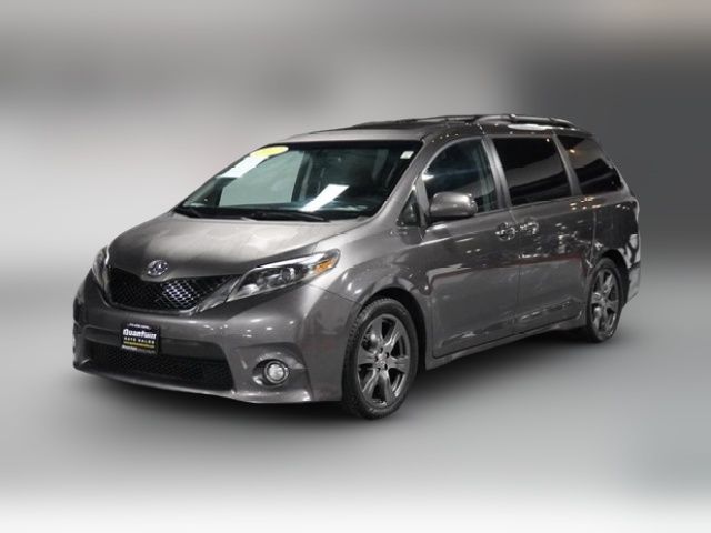 2017 Toyota Sienna 