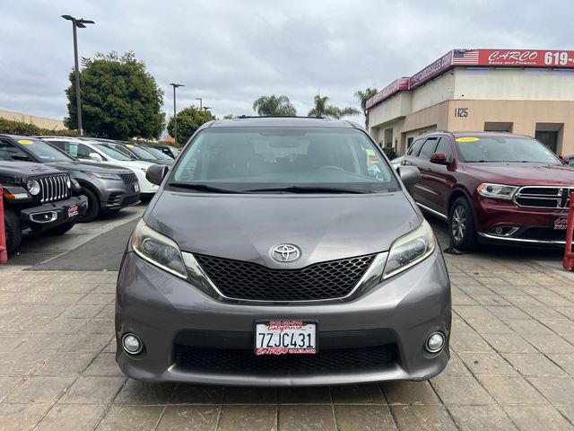 2017 Toyota Sienna SE Premium