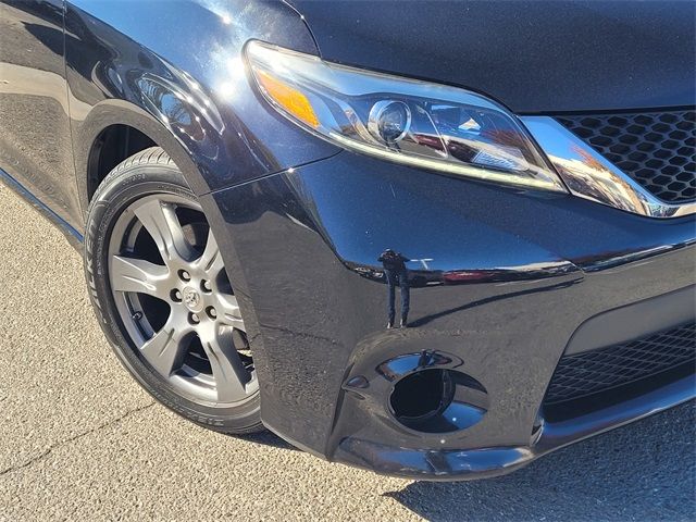 2017 Toyota Sienna SE Premium