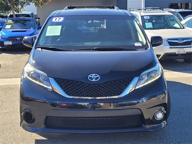 2017 Toyota Sienna SE Premium