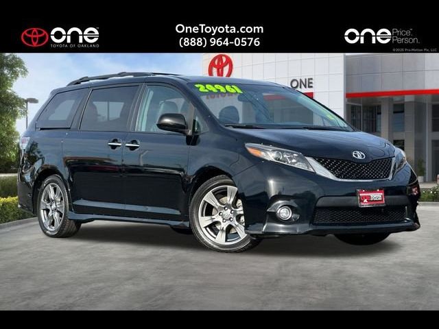 2017 Toyota Sienna SE Premium