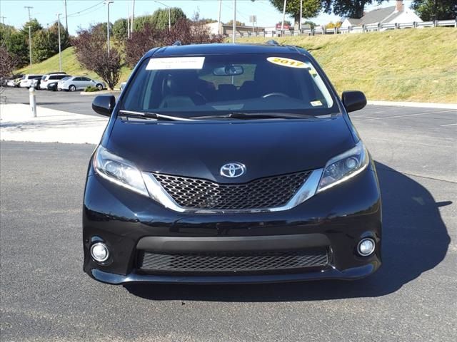 2017 Toyota Sienna SE Premium