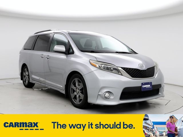 2017 Toyota Sienna SE Premium