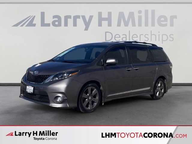 2017 Toyota Sienna SE Premium