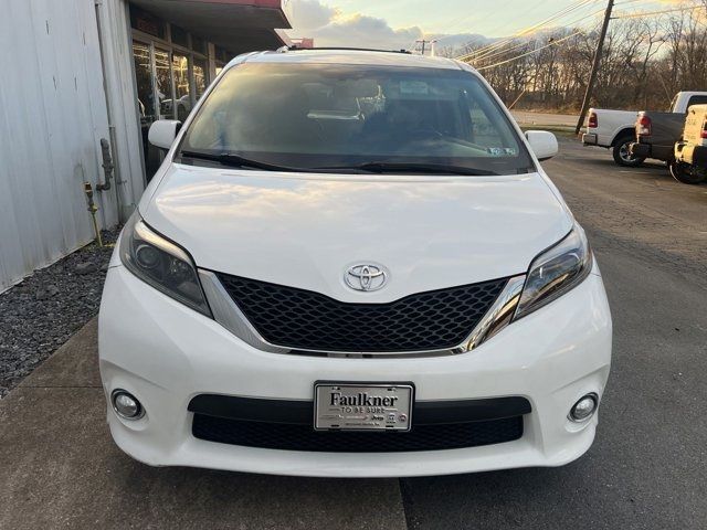 2017 Toyota Sienna SE Premium