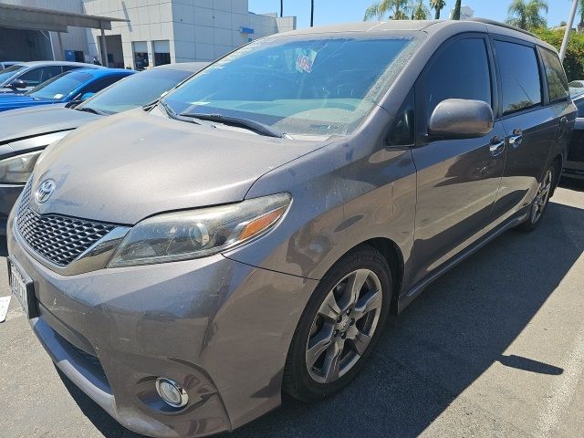 2017 Toyota Sienna SE Premium