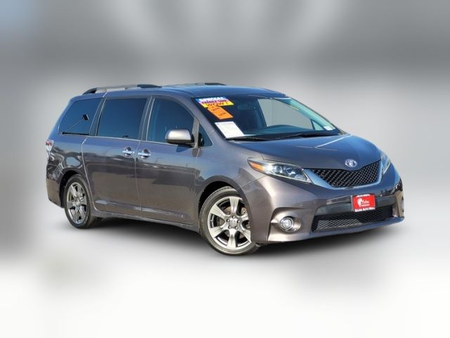 2017 Toyota Sienna SE Premium