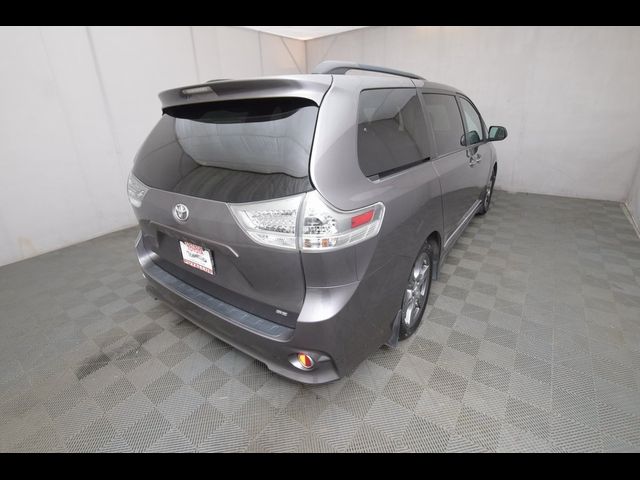 2017 Toyota Sienna SE Premium