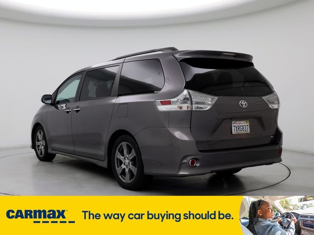 2017 Toyota Sienna SE Premium