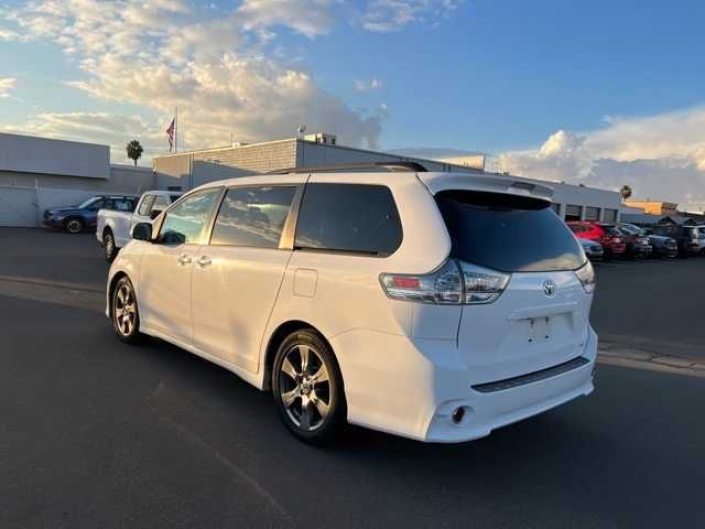 2017 Toyota Sienna SE Premium