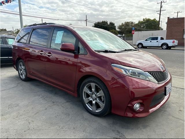 2017 Toyota Sienna SE Premium