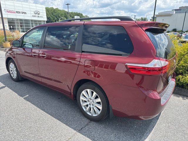 2017 Toyota Sienna XLE
