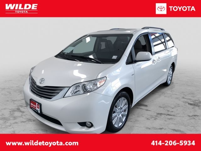 2017 Toyota Sienna 