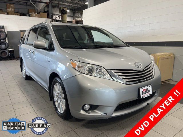 2017 Toyota Sienna XLE