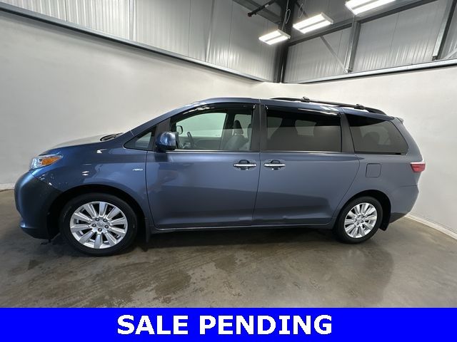 2017 Toyota Sienna 