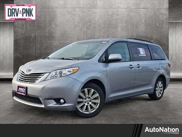 2017 Toyota Sienna XLE