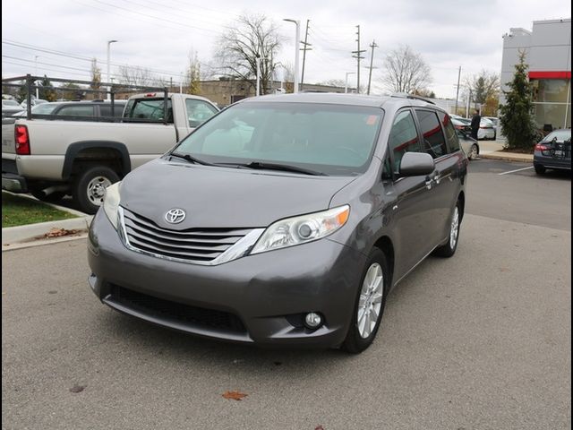 2017 Toyota Sienna XLE Premium