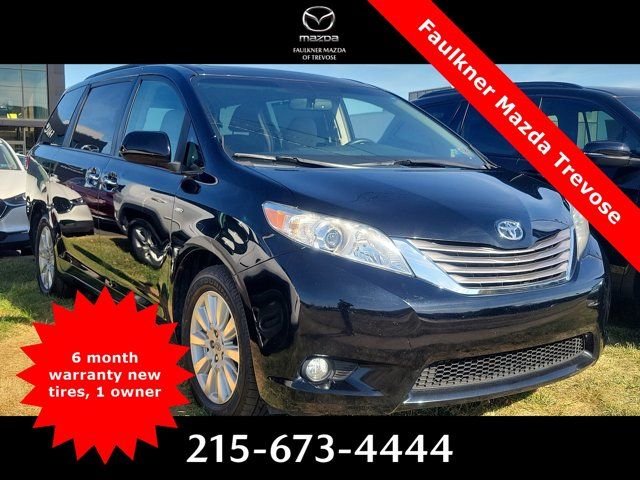 2017 Toyota Sienna XLE