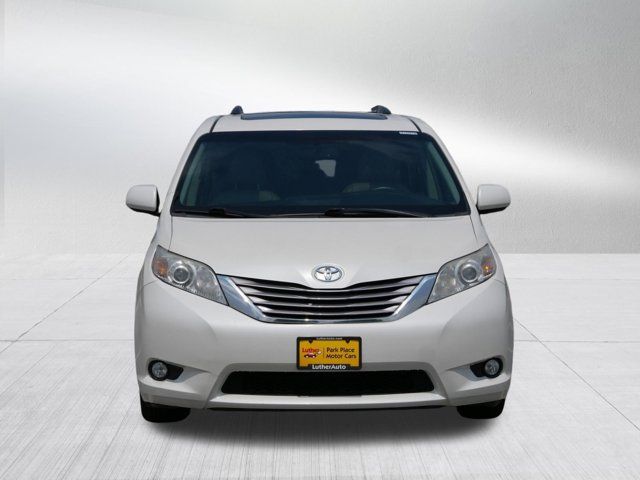 2017 Toyota Sienna XLE Premium