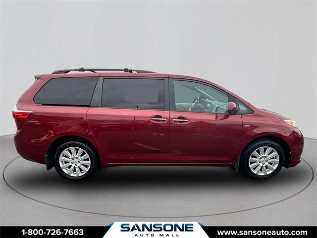 2017 Toyota Sienna XLE Premium