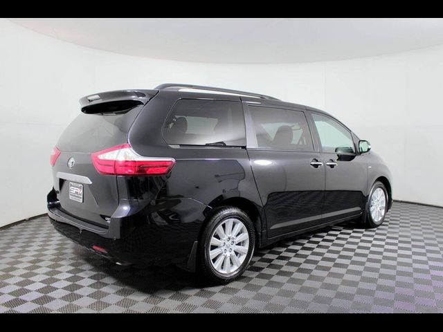 2017 Toyota Sienna Limited Premium