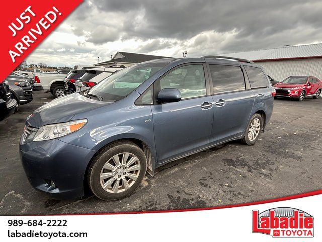 2017 Toyota Sienna XLE