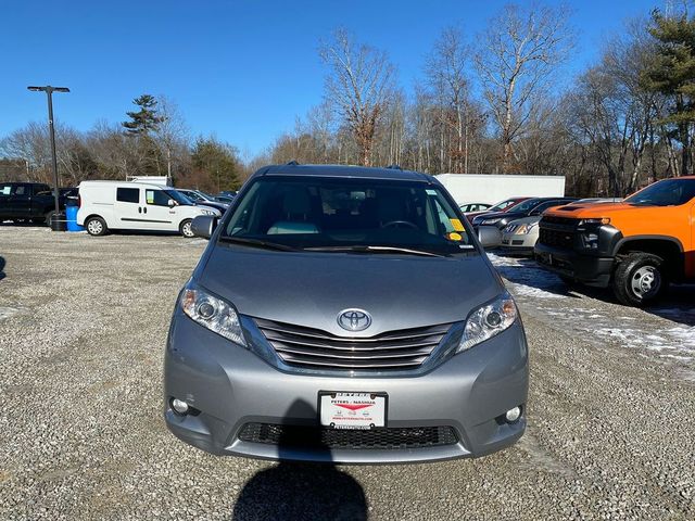 2017 Toyota Sienna XLE Premium