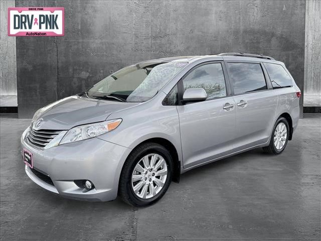 2017 Toyota Sienna XLE