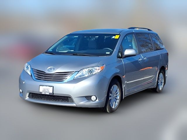 2017 Toyota Sienna XLE