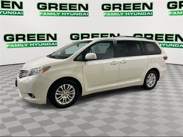 2017 Toyota Sienna XLE