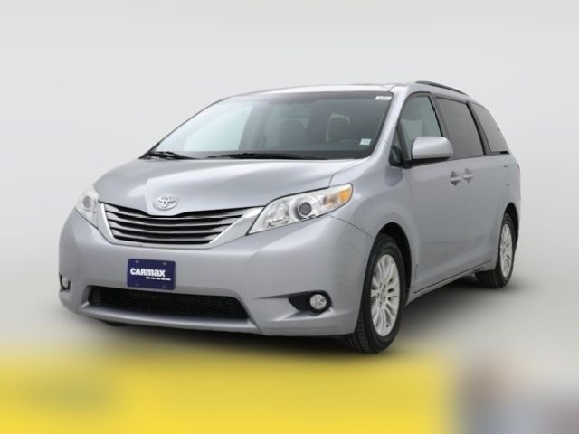 2017 Toyota Sienna XLE