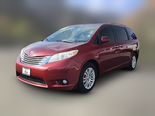 2017 Toyota Sienna XLE