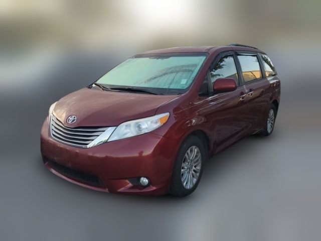 2017 Toyota Sienna XLE