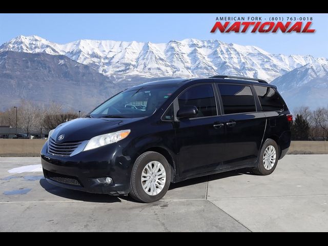 2017 Toyota Sienna XLE