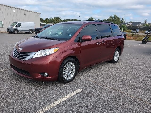 2017 Toyota Sienna 