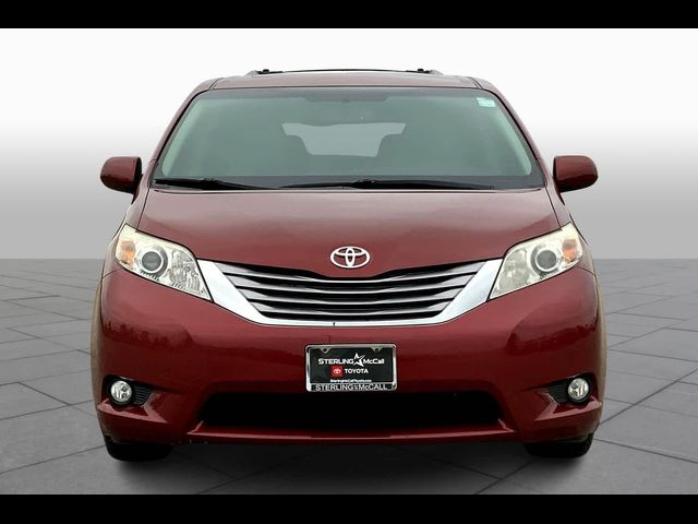 2017 Toyota Sienna XLE