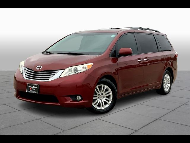 2017 Toyota Sienna XLE