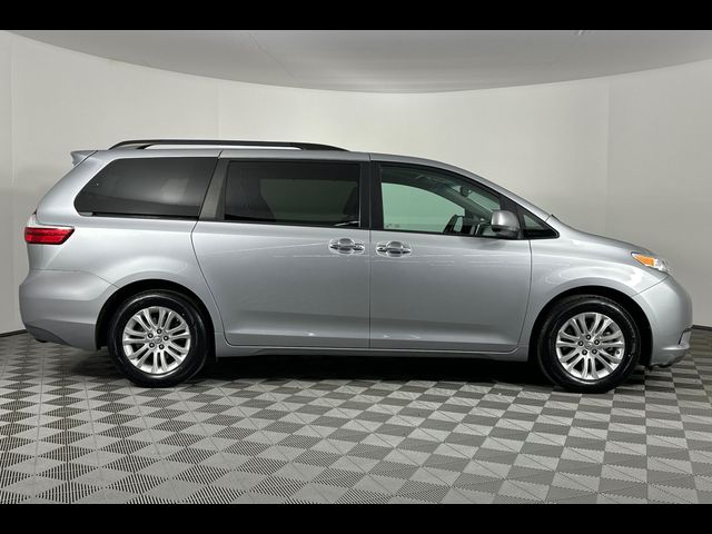 2017 Toyota Sienna 