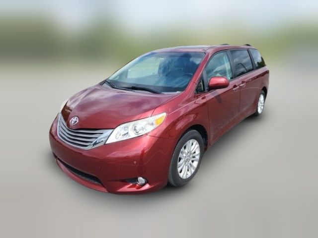 2017 Toyota Sienna XLE