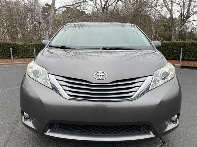 2017 Toyota Sienna 