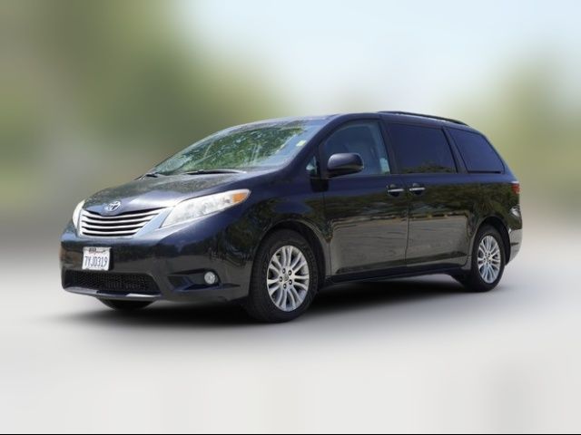 2017 Toyota Sienna 