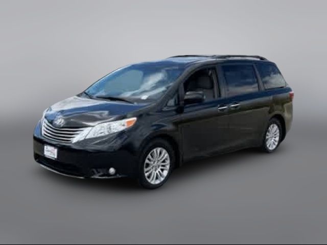 2017 Toyota Sienna XLE