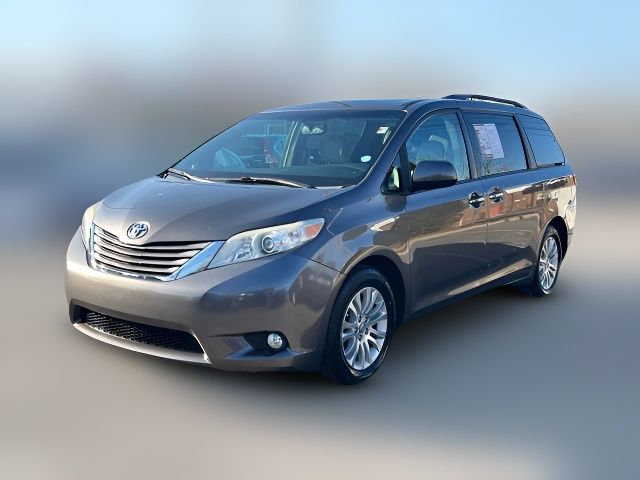 2017 Toyota Sienna XLE