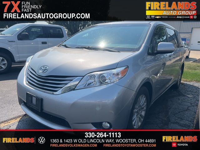 2017 Toyota Sienna XLE