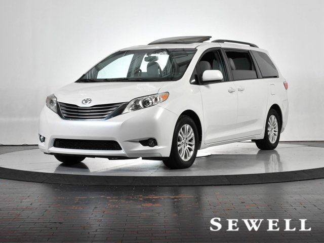 2017 Toyota Sienna XLE Premium