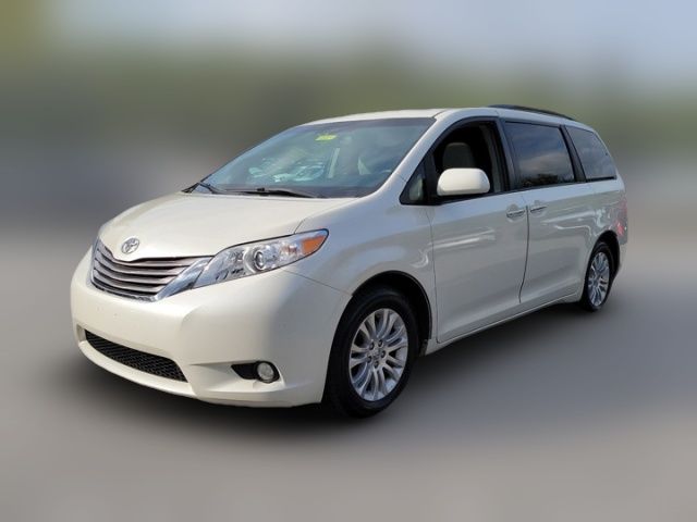 2017 Toyota Sienna 